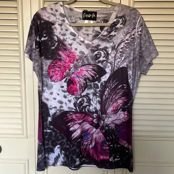 Subtle yet bold, this pink and gray combo! - Picture 1 of 5